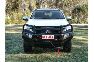 MCC FALCON A-FRAME BULLBAR W/FOGS AND PLATE TO SUIT MITSUBISHI PAJERO SPORT 2020 ON