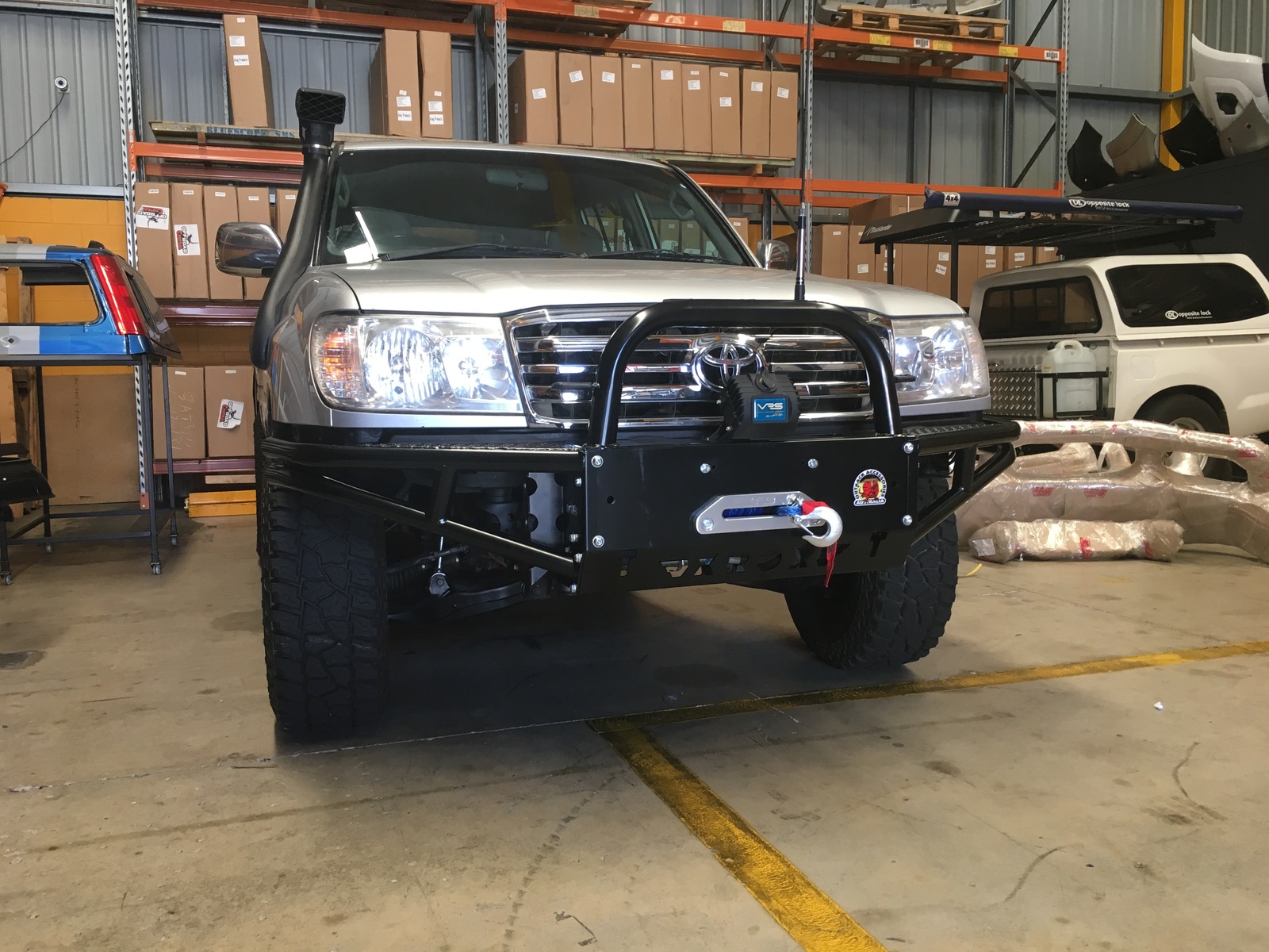 XROX BULLBAR TO SUIT TOYOTA L/CRUISER 100 SERIES IFS 98-10/2007