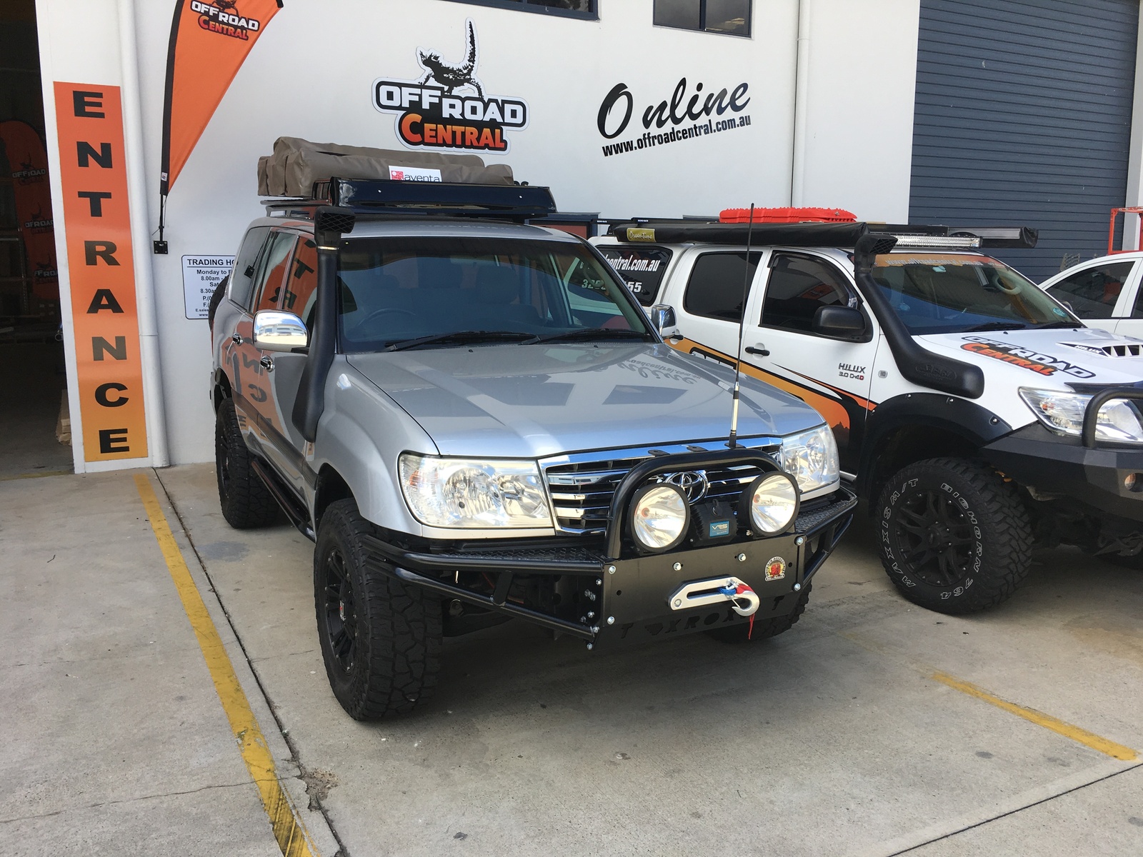 XROX BULLBAR TO SUIT TOYOTA L/CRUISER 100 SERIES LIVE 98-10/2007