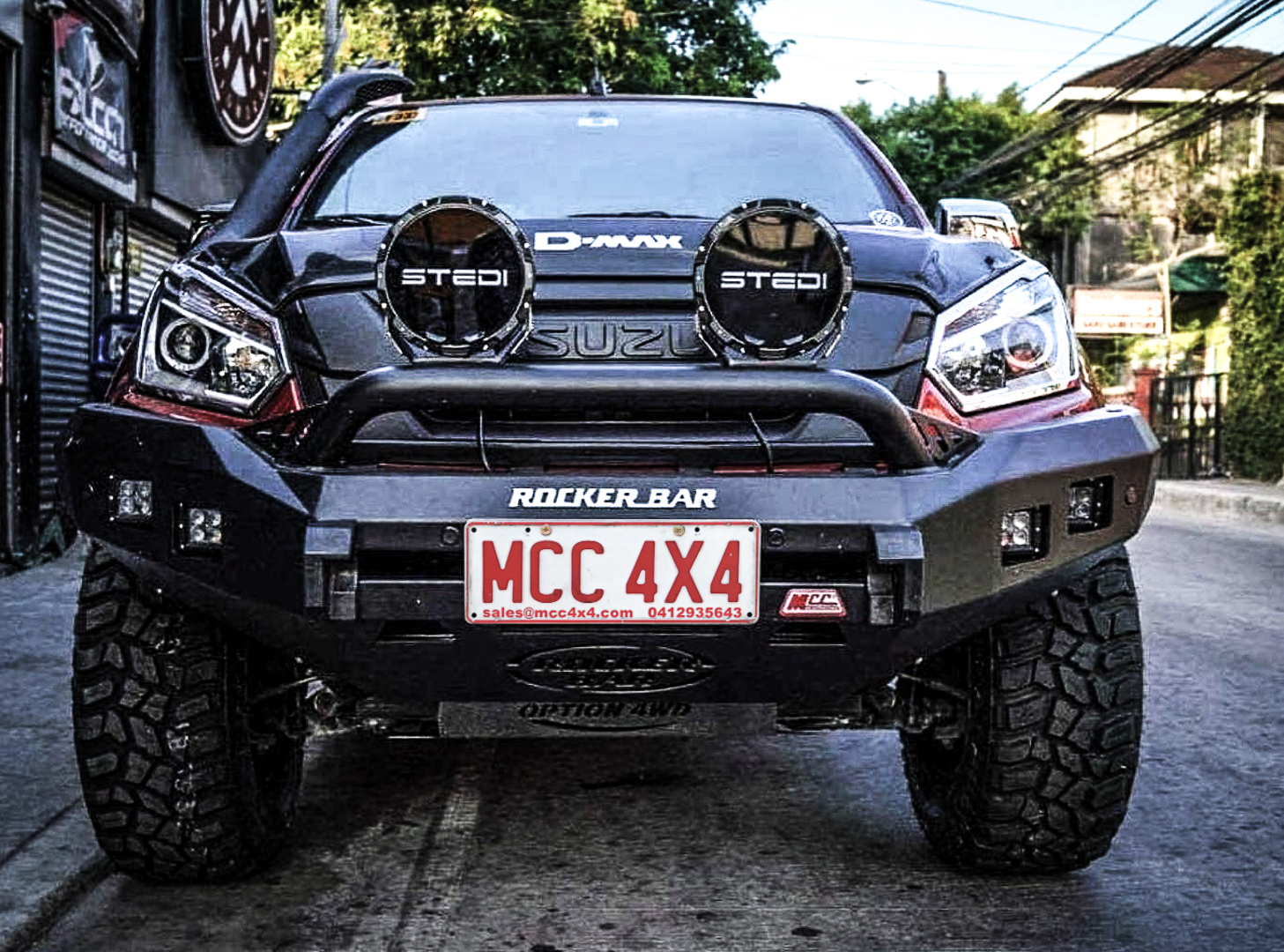 MCC ROCKER NO LOOP BULL BAR - ISUZU DMAX 2012-2016