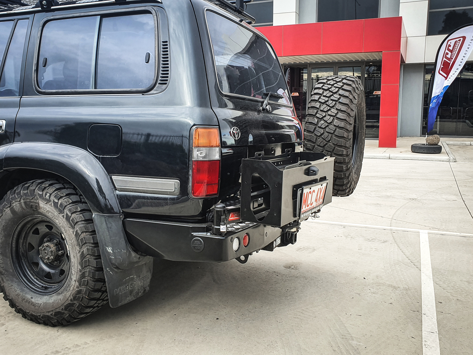 MCC REAR WHEEL CARRIER (BAR ONLY) TO SUIT TOYOTA LAND CRUISER 80 SERIES 1990-1997