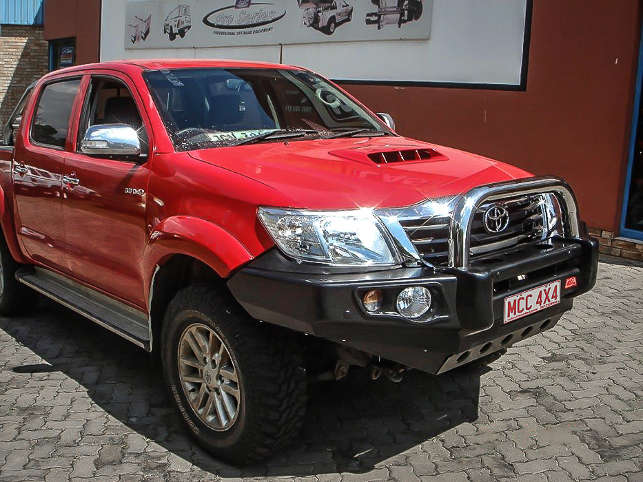 MCC FALCON TRIPLE LOOP BULL BAR TO SUIT TOYOTA HILUX VIGO CHAMP 07/2011 - 09/2015 (MK7 FACE LIFT)