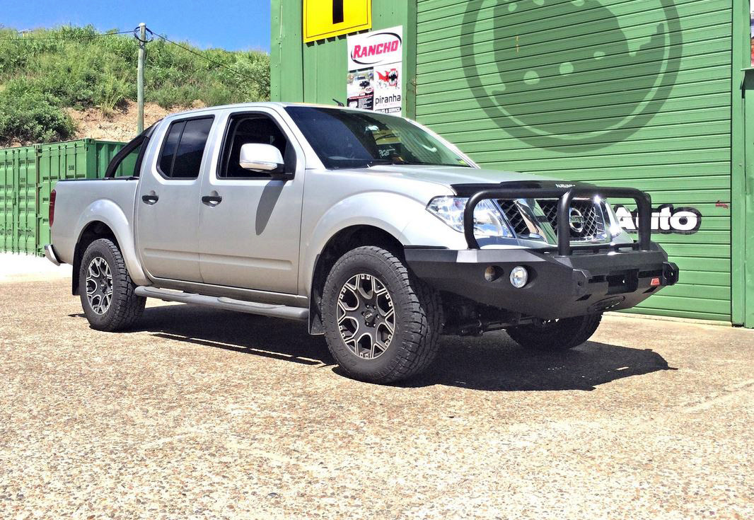 MCC 'ROCKER 3 LOOP' SANDBLACK BULL BAR