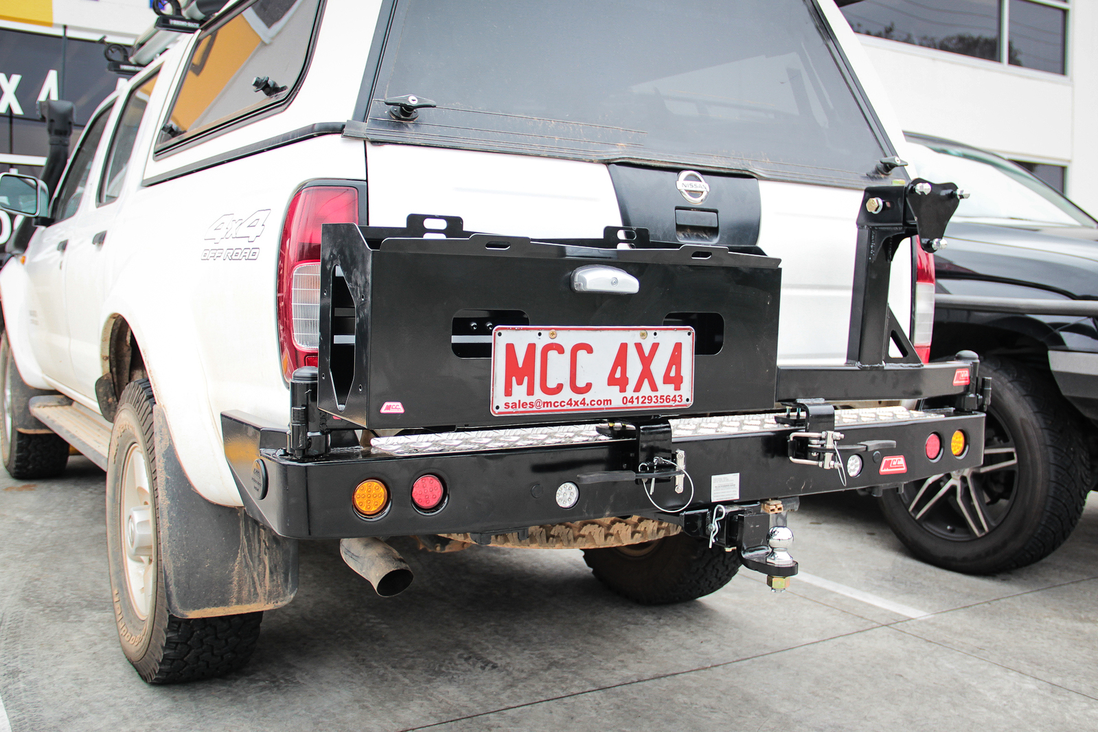 MCC DUAL WHEEL CARRIER TO SUIT NISSAN NAVARA D22 01/1998-2015