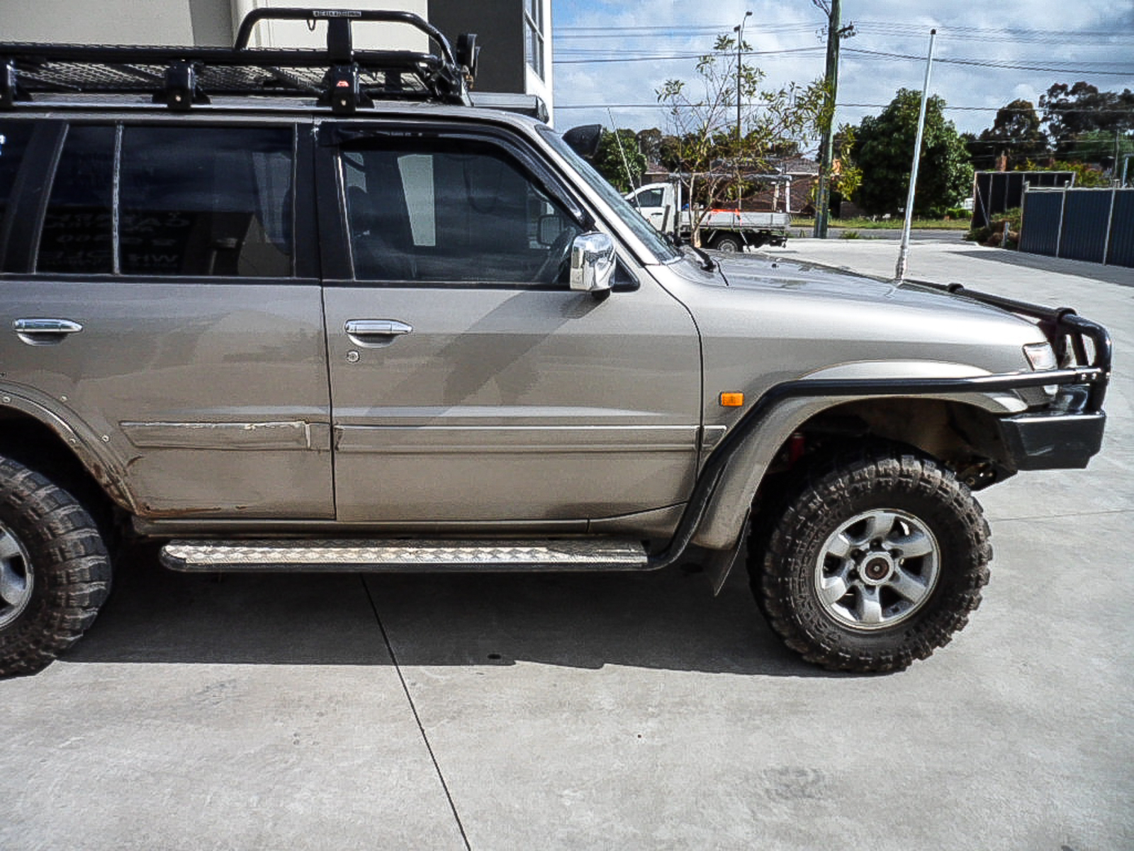 MCC SIDE STEPS, RAIL AND SWIVEL TO SUIT NISSAN PATROL GU Y61 12/1997-09/2004