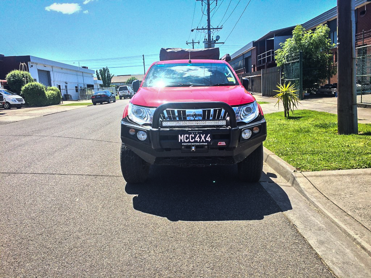MCC FALCON  SINGLE LOOP BULLBAR OPTIONS TO SUIT MITSUBISHI TRITON MQ 08/2015-2018