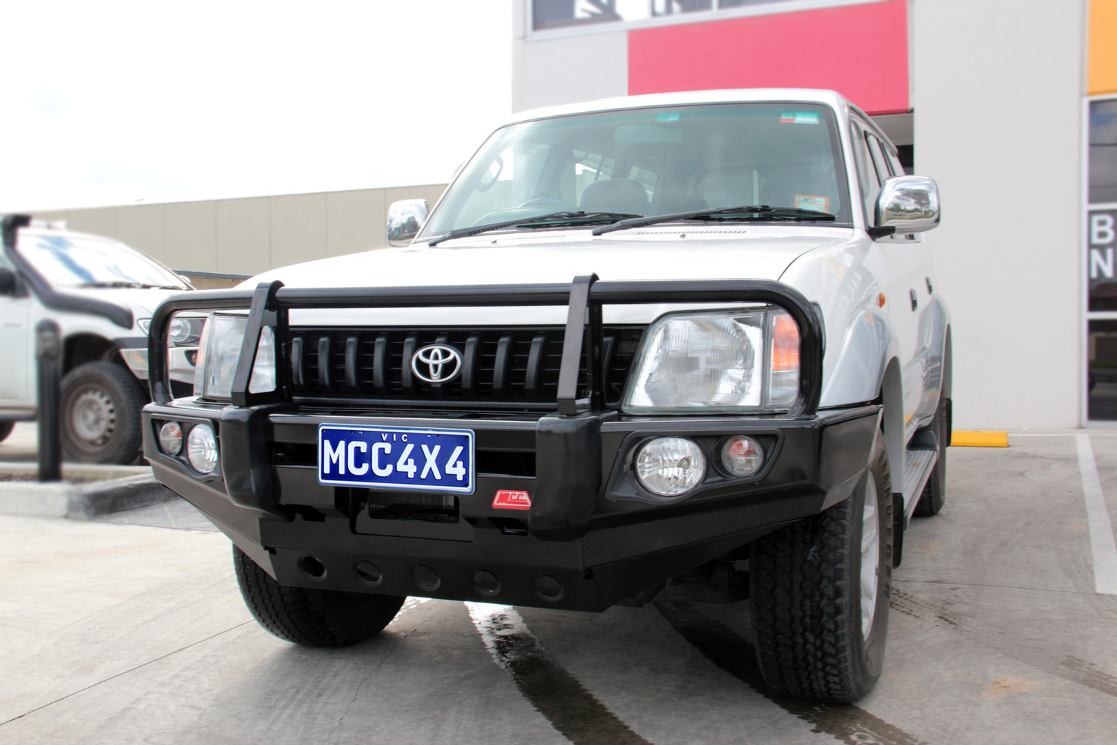 MCC FALCON A-FRAME BULLBAR W/UBP TO SUIT TOYOTA LANDCRUISER PRADO 90/95 SERIES 1996-2003