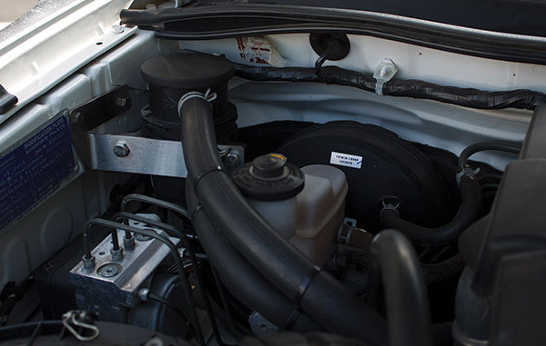 DIRECTION PLUS Provent Ultimate Catch Can Kit To Suit Mitsubishi Triton (2008-2015) & Challenger (2011-2013)