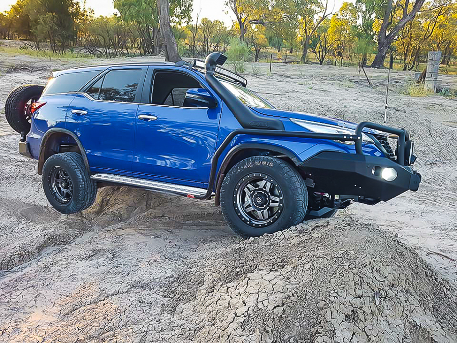 MCC SIDE STEP TO SUIT TOYOTA FORTUNER 2016-2020