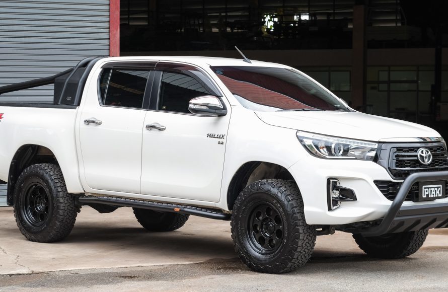 PIAK OFFTRACK Nudge Bar To Suit Toyota Hilux (2018-2020)