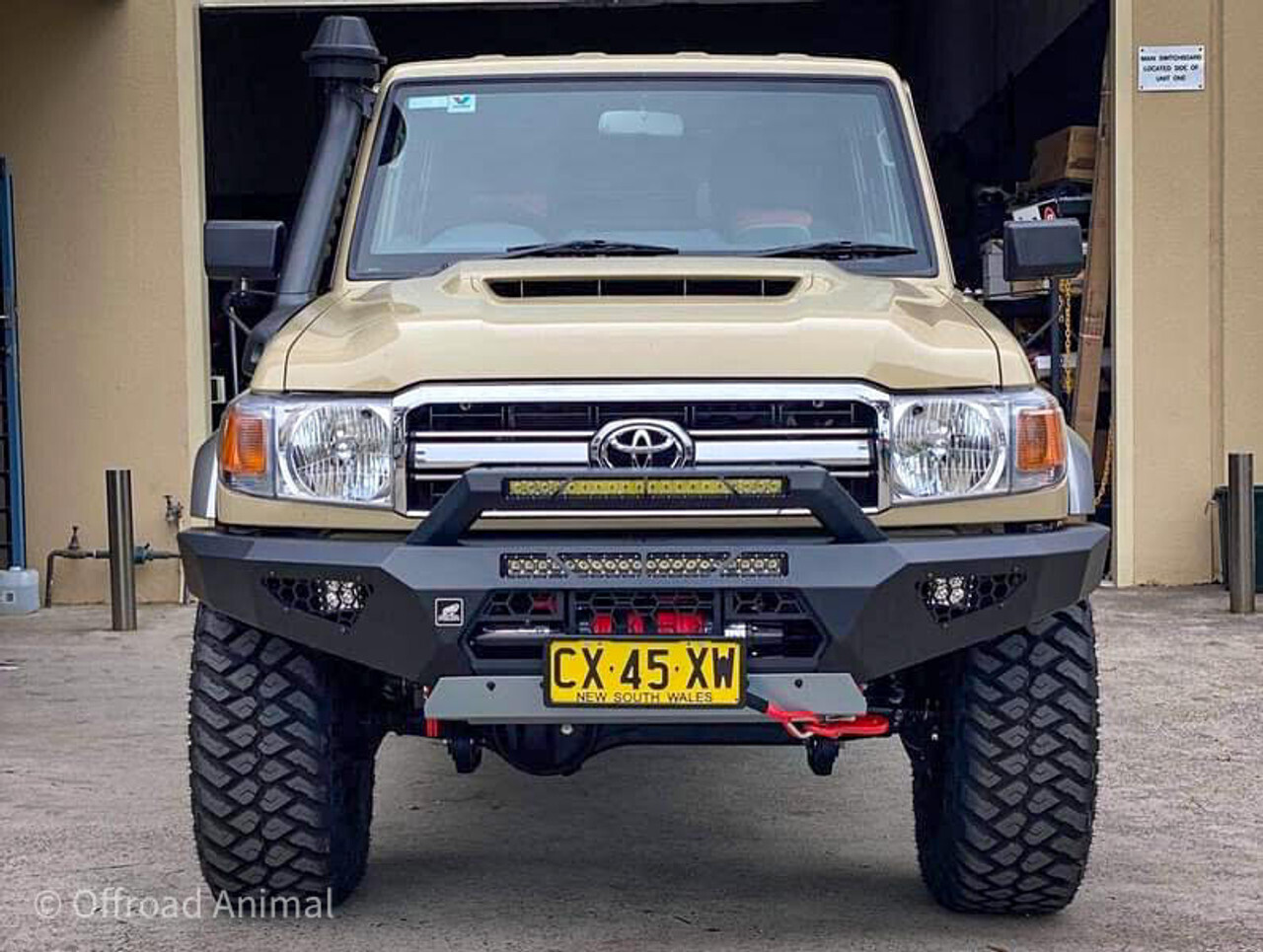 Offroad Animal Predator Bull Bar To Suit Toyota Land Cruiser 76/78/79 Series (2007-2023)