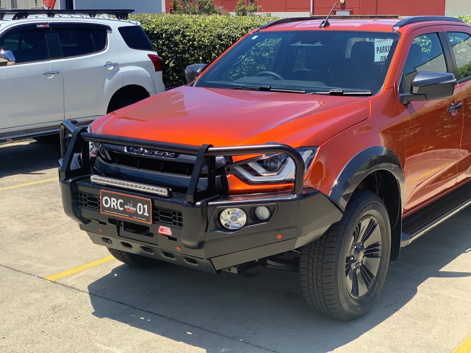 MCC FALCON A-FRAME BULL BAR - ISUZU DMAX 2020 ON