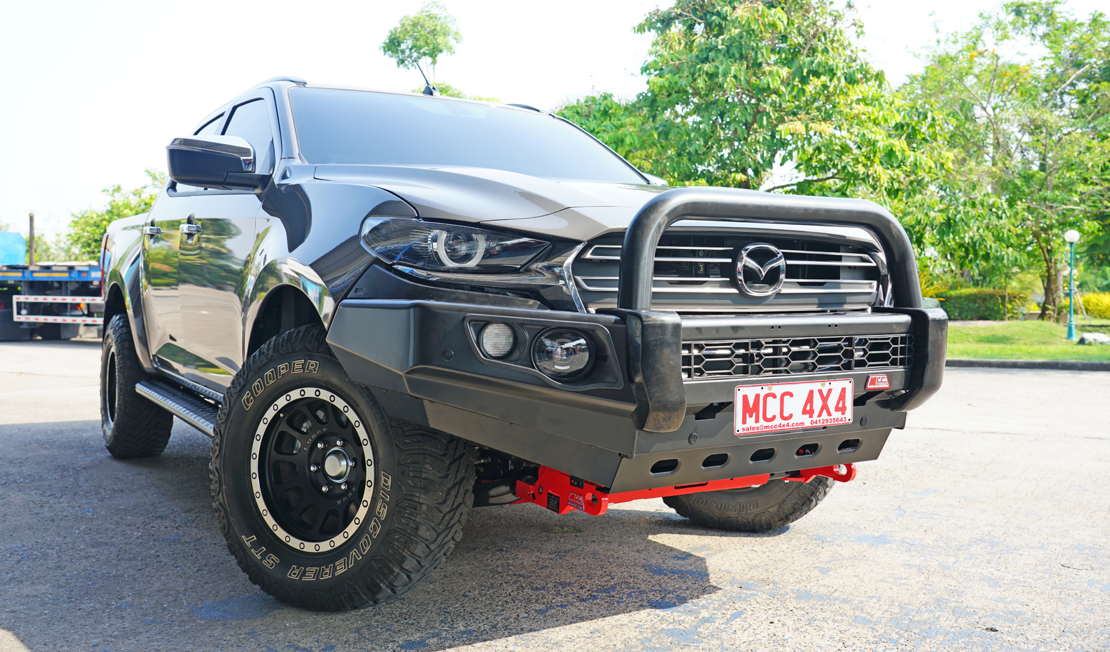 MCC FALCON BLACK SINGLE LOOP BAR W/UBP (NO FOGS) TO SUIT MAZDA BT50 2021 ON