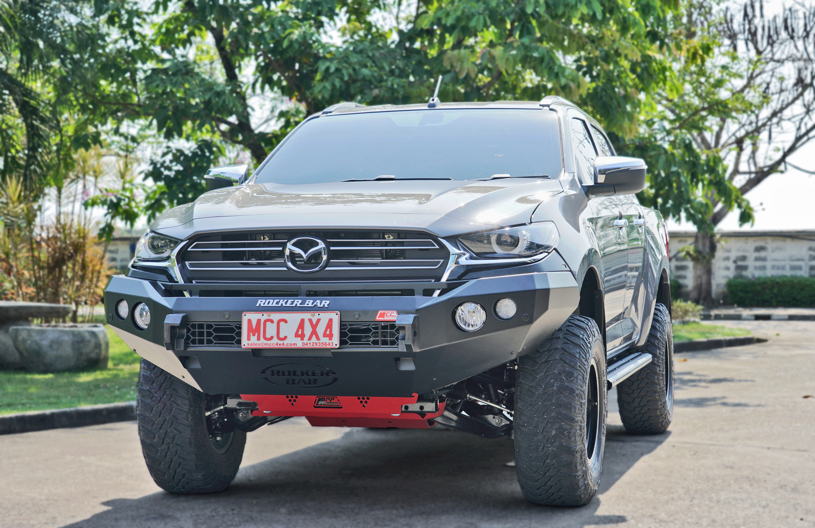 MCC NO LOOP ROCKER BAR W/FOGS (SQUARE LIGHTS) TO SUIT MAZDA BT50 2021 ON