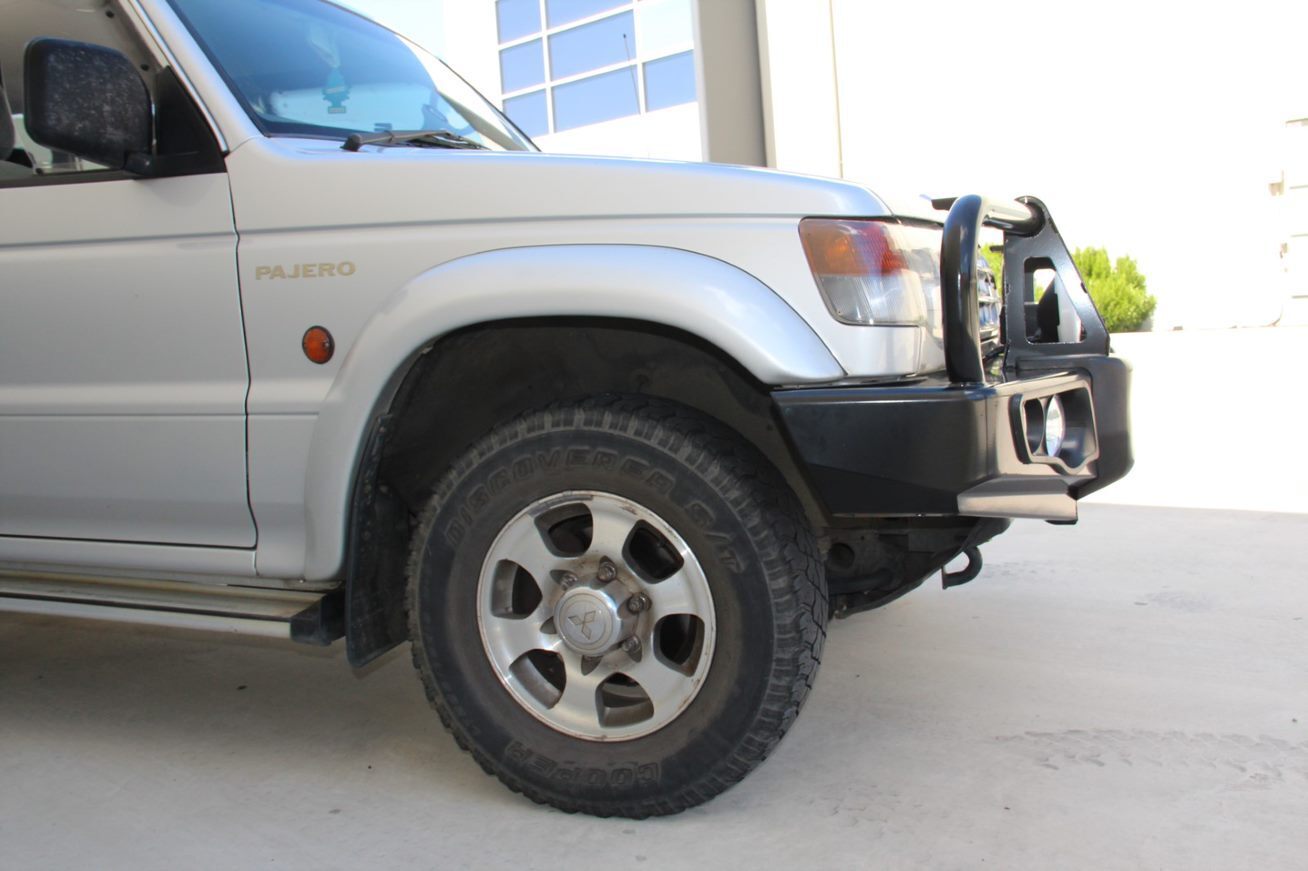 MCC FALCON A-FRAME (NO FOGS) TO SUIT MITSUBISHI PAJERO (NH-NL) 1991-2000