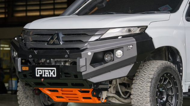 PIAK ELITE POST BAR W/BLACK TOW POINTS & ORANGE UBP TO SUIT MITSUBISHI PAJERO SPORT QF (2020-ON)