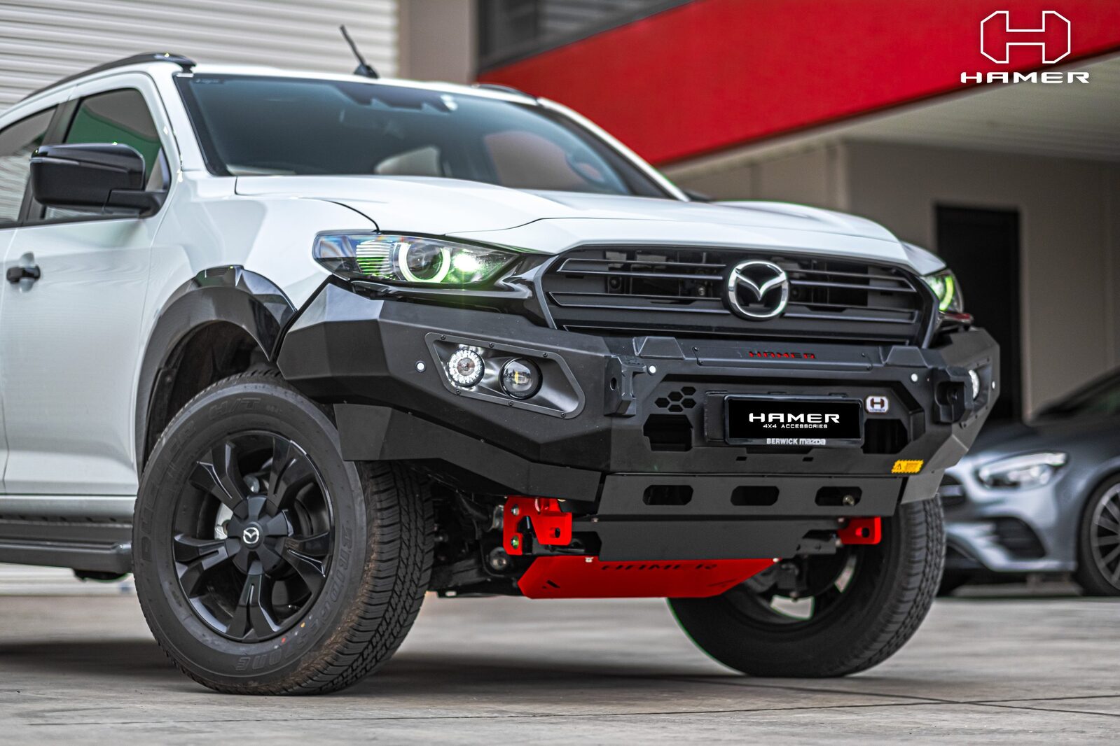 HAMER KING SERIES BULL BAR TO SUIT MAZDA BT-50 (2021-ON)