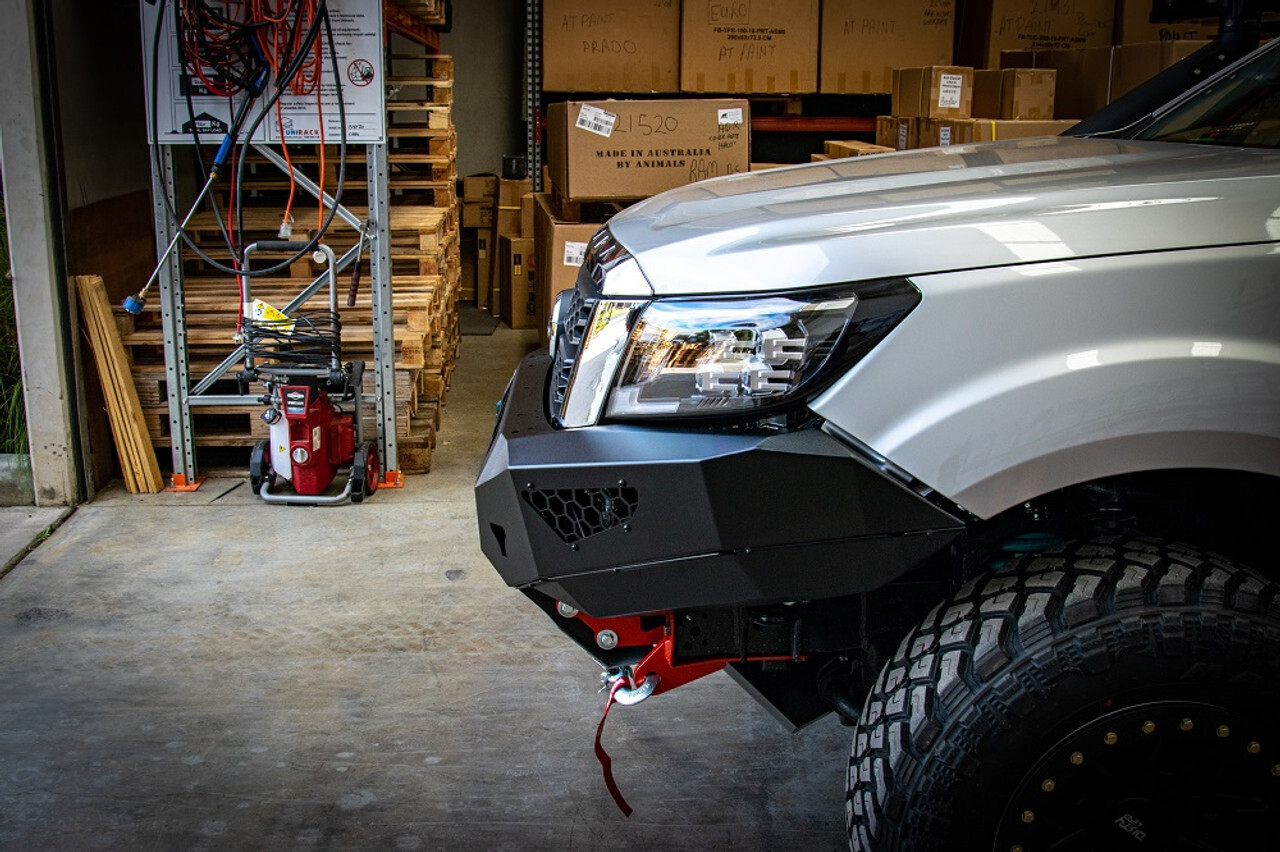Offroad Animal Predator Bull Bar To Suit Nissan Navara NP300 (2021-On)
