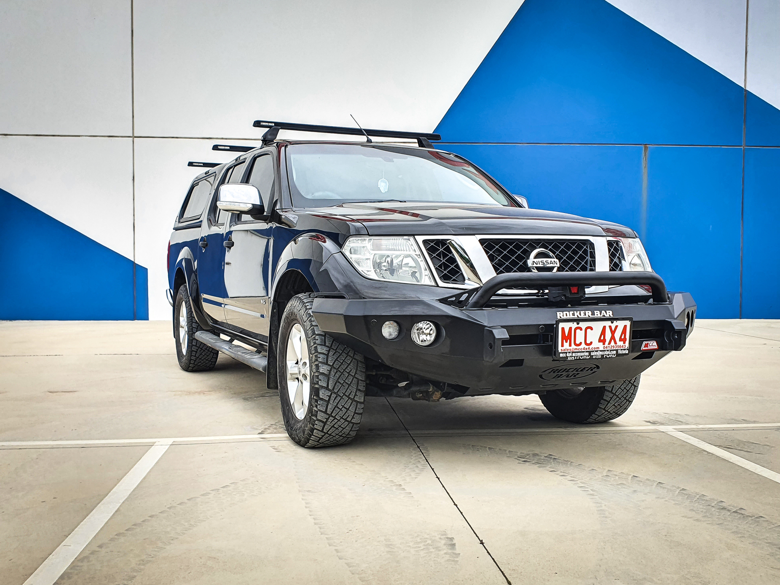 MCC ROCKER LOW LOOP W/ FOGS AND PLATES TO SUIT NISSAN NAVARA D40 11-15 & PATHFINDER R51 11-13 (SMOOTH)