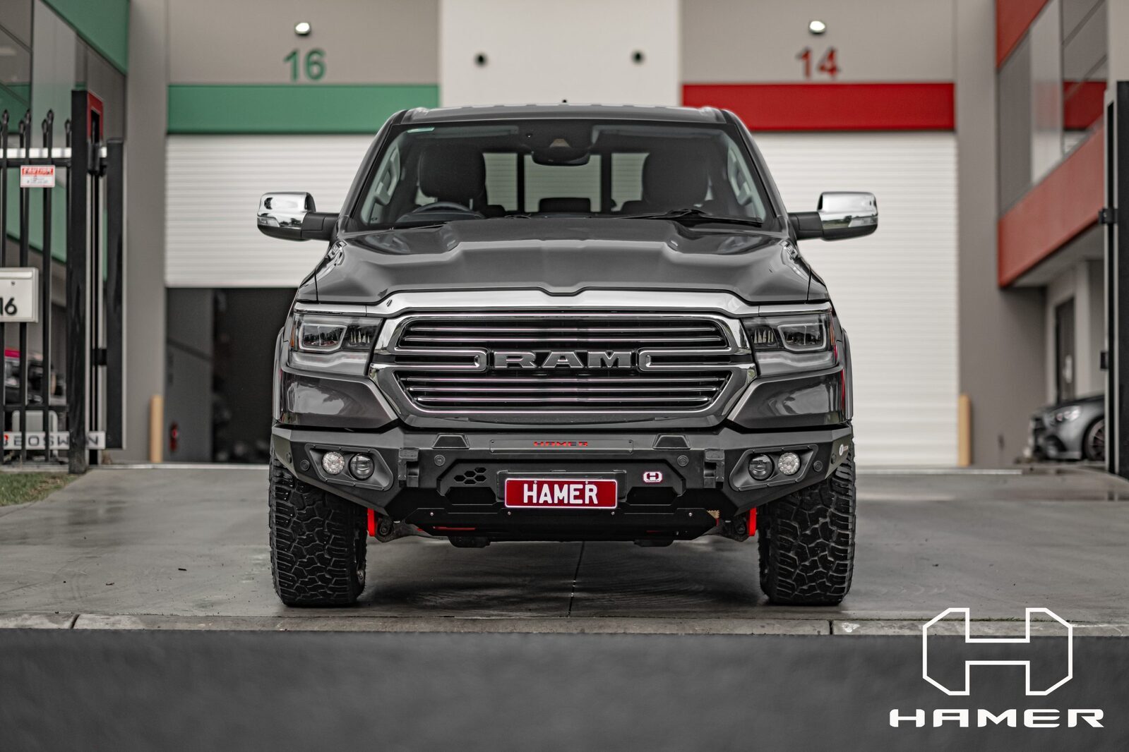 HAMER KING SERIES BULL BAR TO SUIT DODGE RAM 1500 DT (2021-ON)