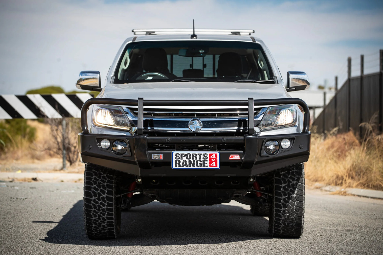 MCC BLACK A-FRAME FALCON BAR (W/FOGS) TO SUIT HOLDEN COLORADO TRAILBLAZER (2017-2020)