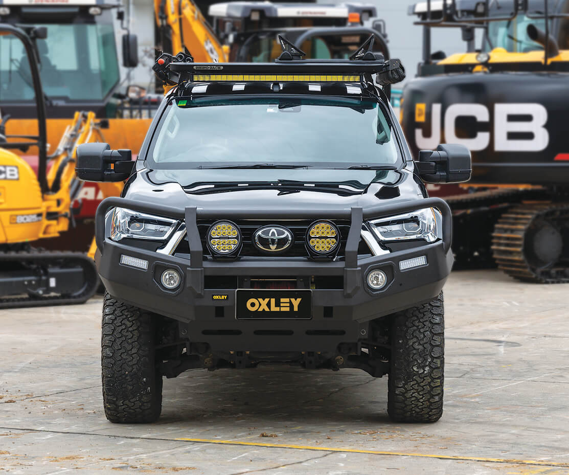 OXLEY BULL BAR (INC. TOW POINTS & FOGS) TO SUIT TOYOTA HILUX (2020-12/2023)