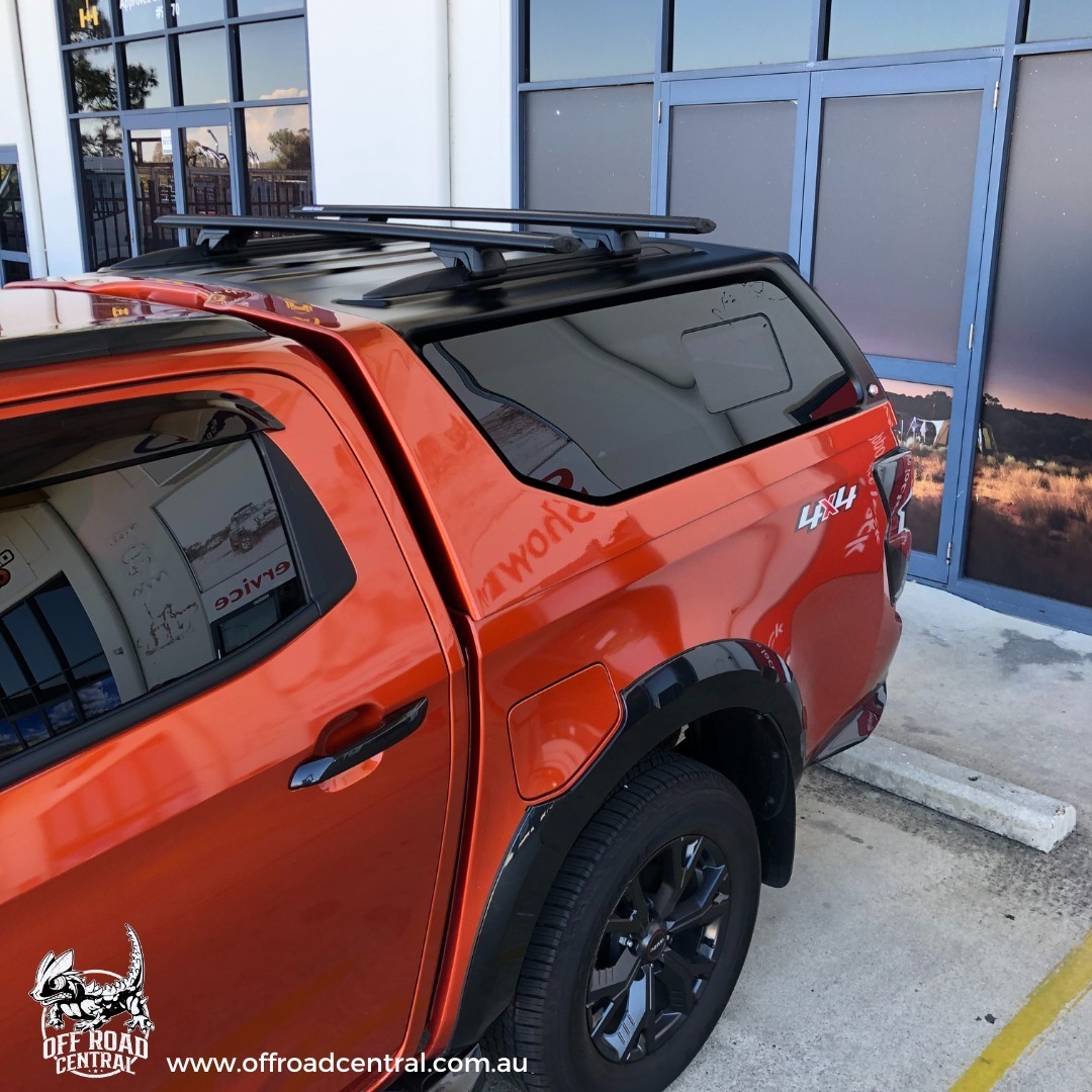MAXLINER VENTURE CANOPY (TWO-TONE COLOUR) TO SUIT DUAL CAB ISUZU D-MAX (06/2020-ON)
