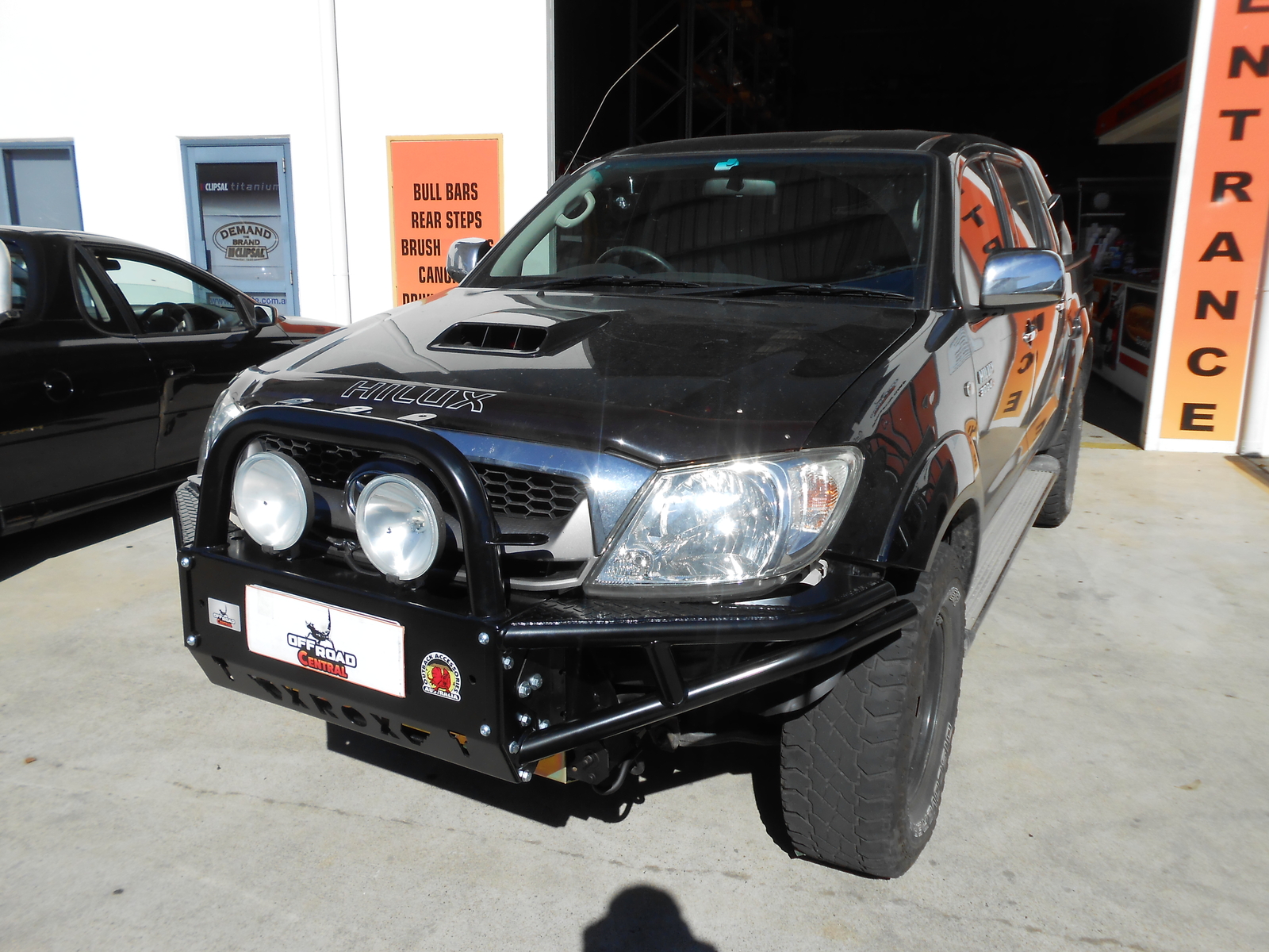 XROX BULLBAR TO SUIT TOYOTA HILUX 03/2005-08/2011
