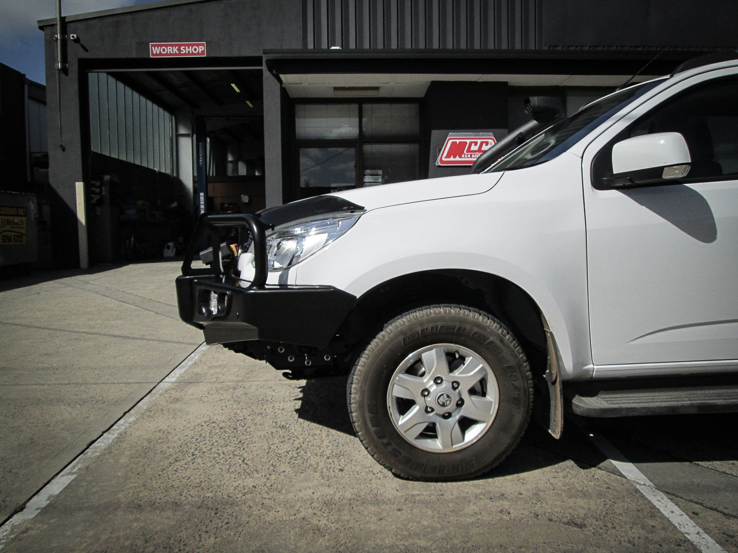 MCC FALCON A-FRAMETO SUIT HOLDEN COLORADO RG & COLORADO 7