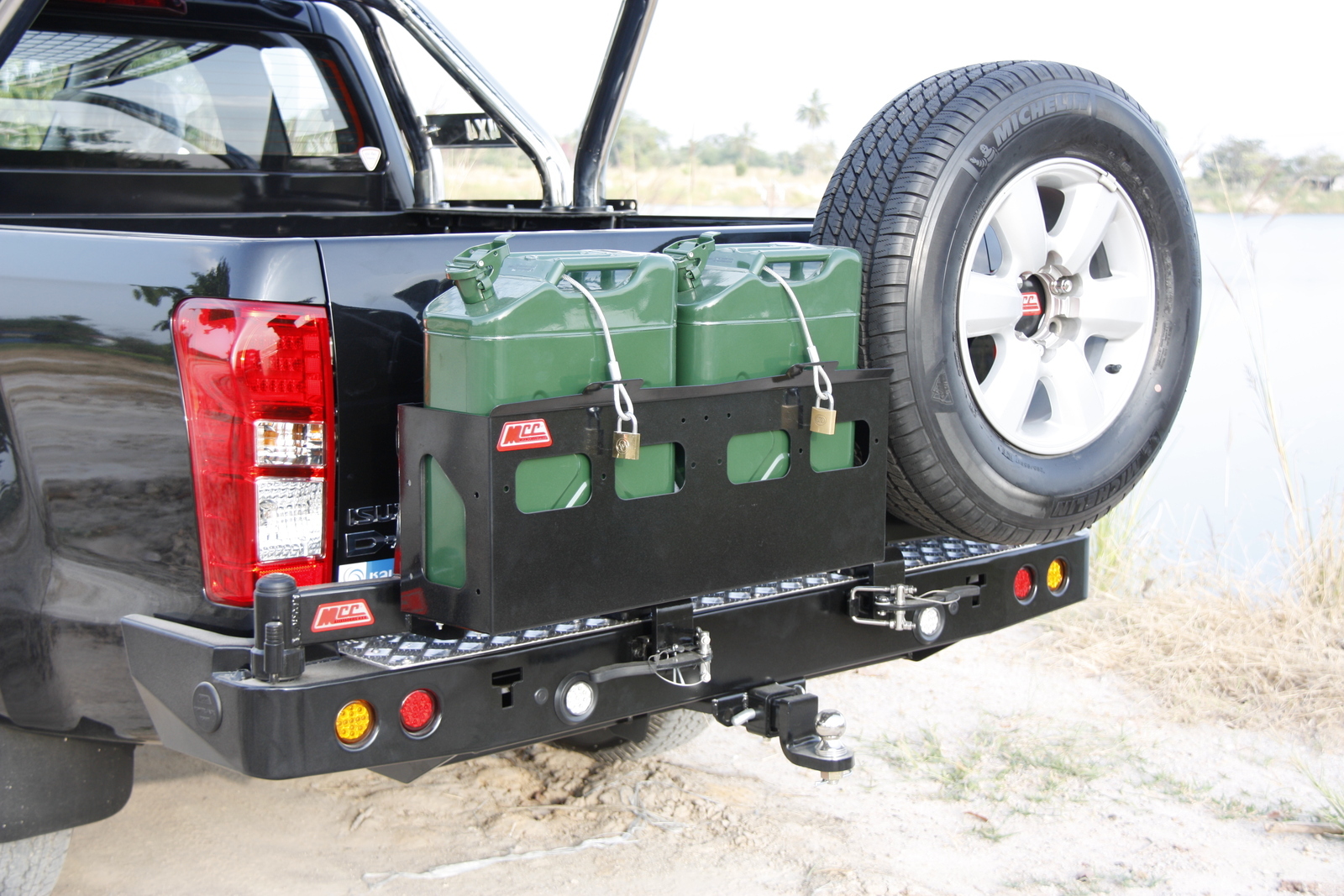 MCC REAR STEP CARRIER BAR (BAR ONLY) TO SUIT RG MKII COLORADO / ISUZU DMAX (2012 to 2019)