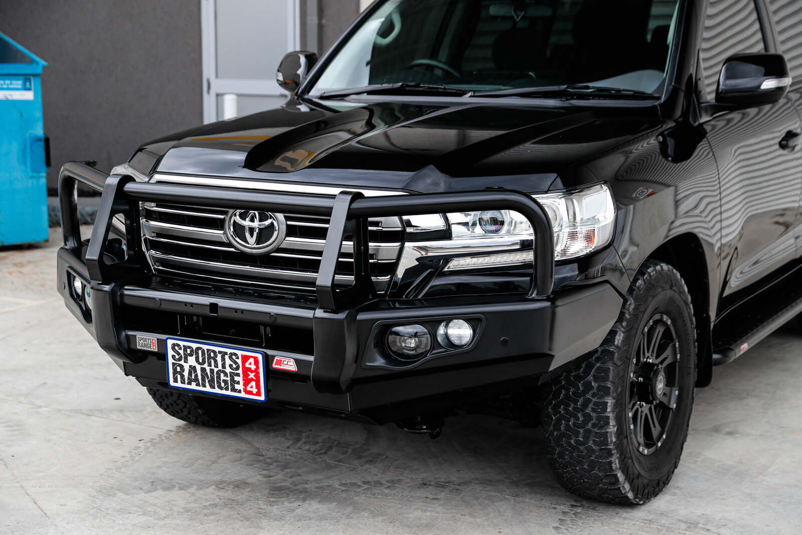 MCC FALCON A-FRAME BAR TO SUIT TOYOTA LAND CRUISER 200 SERIES 2016-PRESENT