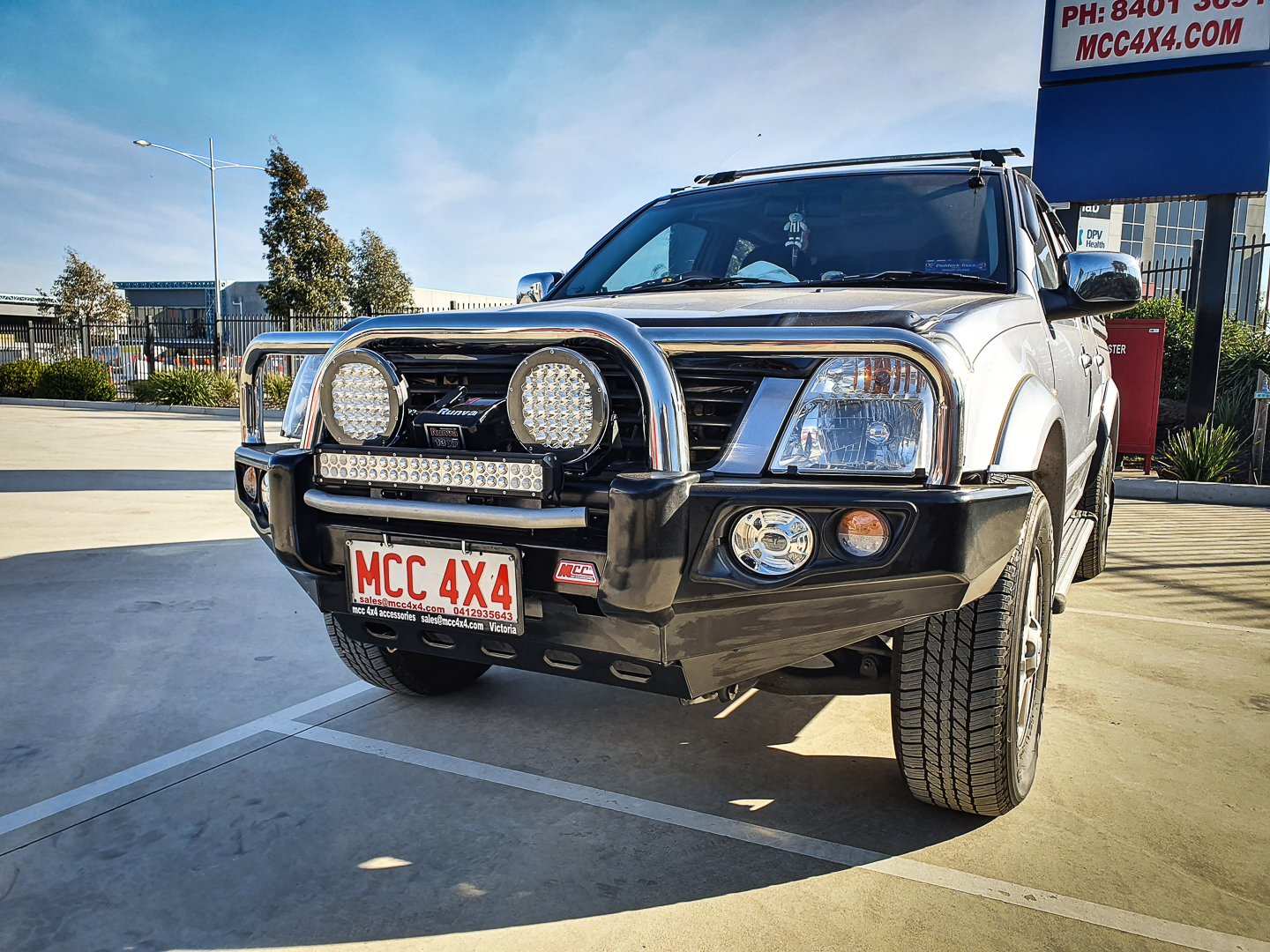 MCC FALCON SINGLE LOOP OPTIONS TO SUIT HOLDEN RODEO RA7(FACE LIFT) 2007-2008 & ISUZU DMAX 08-12