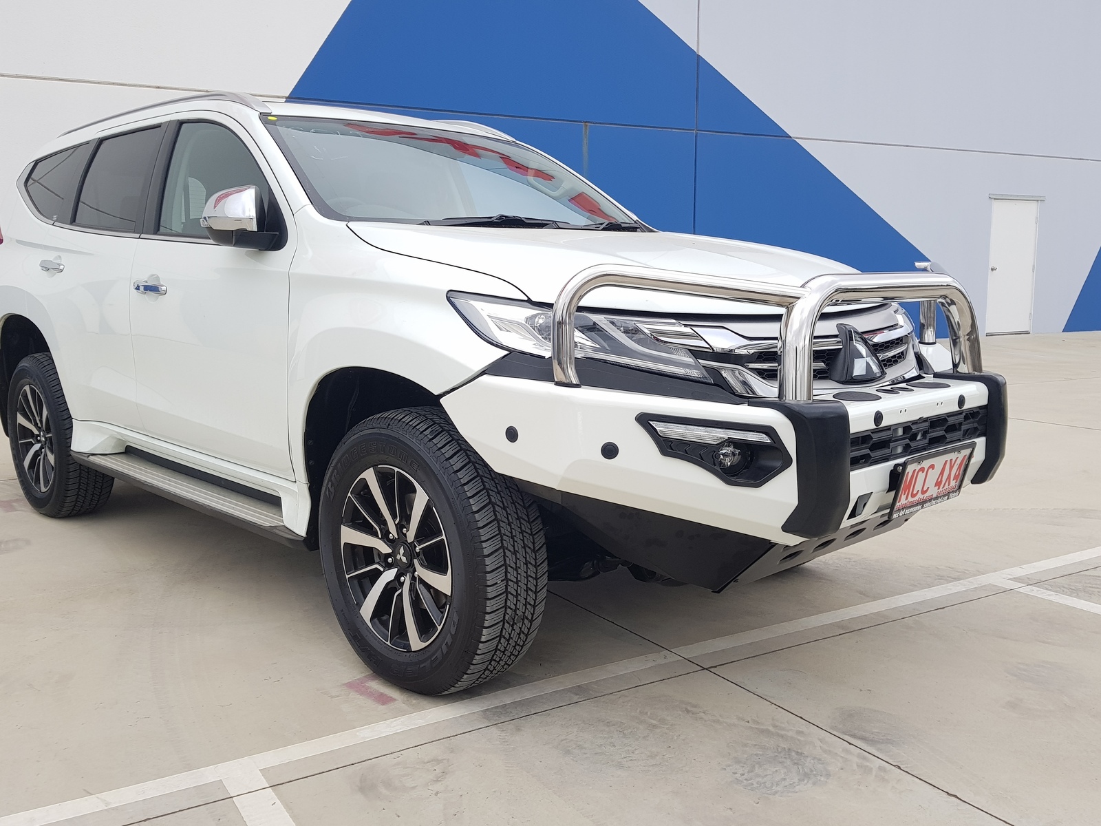 MCC PHOENIX STAINLESS TRIPLE LOOP W/ FOG & PLATES TO SUIT MITSUBISHI PAJERO SPORT 12/2015-2020
