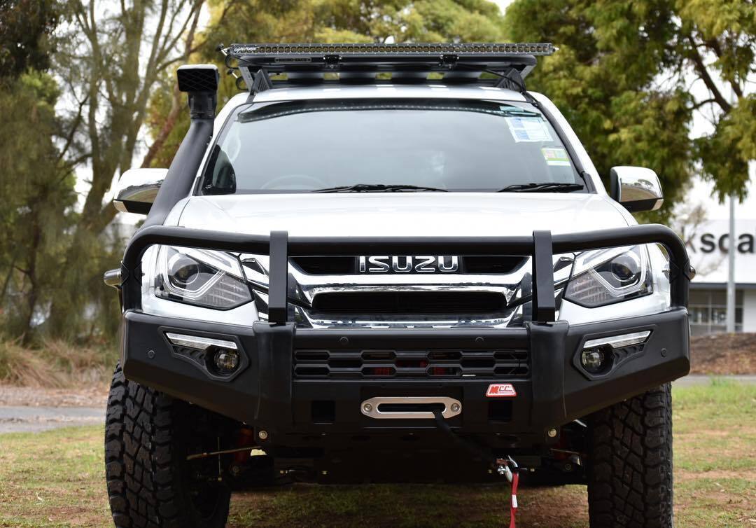 MCC PHOENIX A-FRAME W/FOGS - ISUZU DMAX / MUX 2017 - 2020