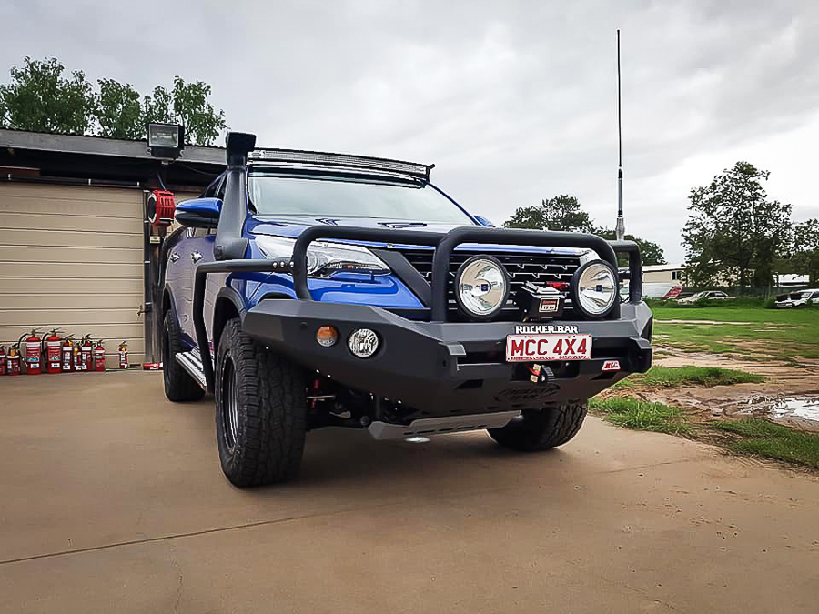 MCC ROCKER BARS W/UBP & FOGS TO SUIT TOYOTA FORTUNER 2016-2020