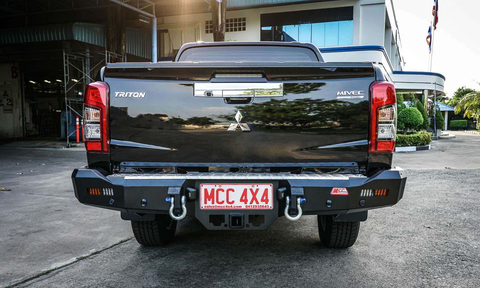 MCC ROCKER REAR BAR (LIGHTS INC) TO SUIT MITSUBSHI TRITON MR 01/2019-ON