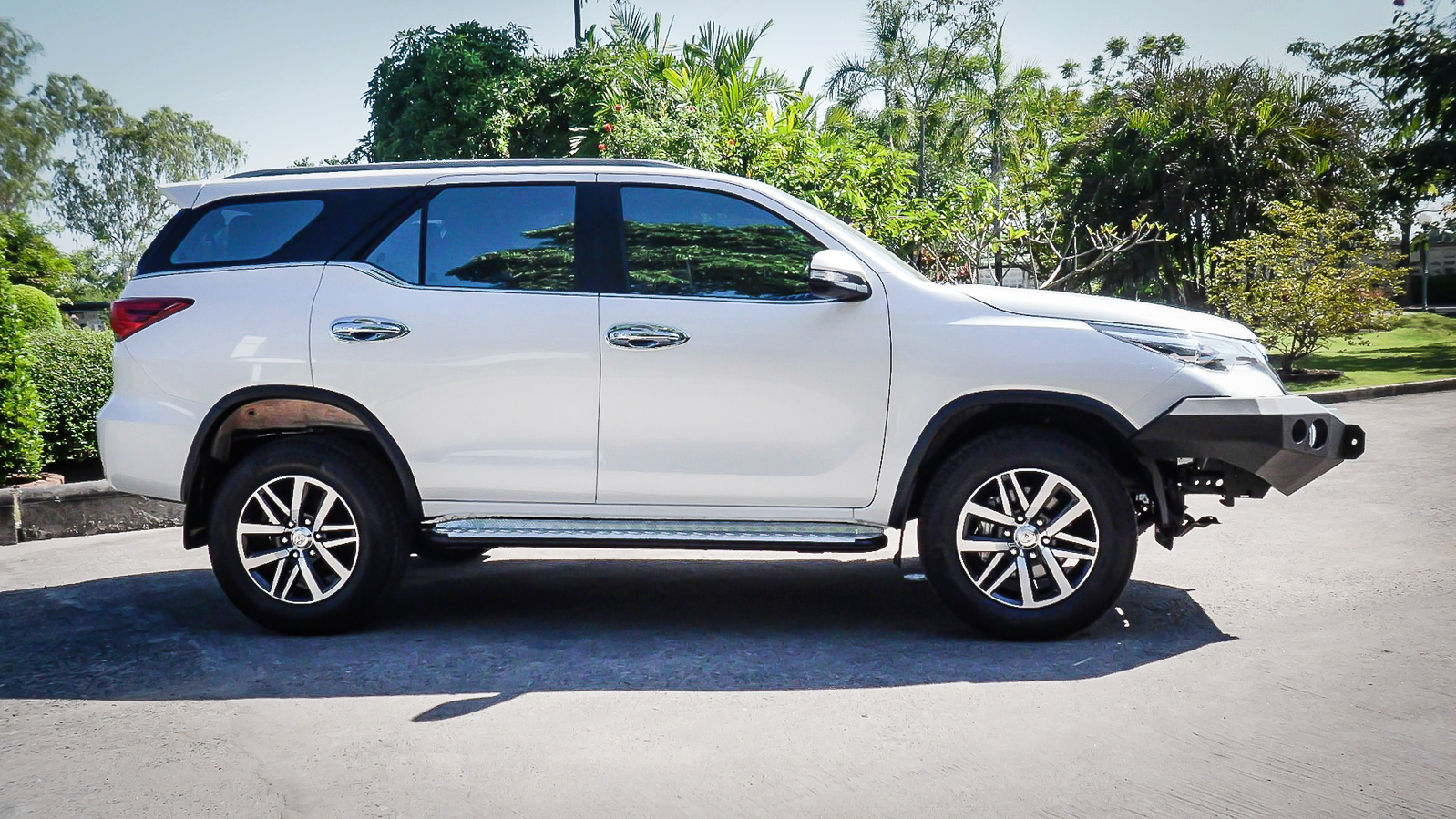 MCC SIDE STEP TO SUIT TOYOTA FORTUNER 2016-2020
