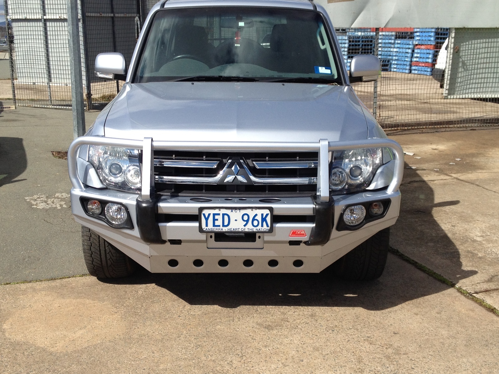 MCC FALCON A-FRAME BULL BAR W/UBP - MITSUBISHI PAJERO (NS,NW,NX,NT) 2006 - PRESENT