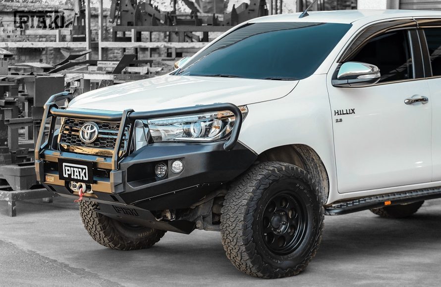PIAK ELITE POST BAR TO SUIT TOYOTA HILUX (2017-2019)
