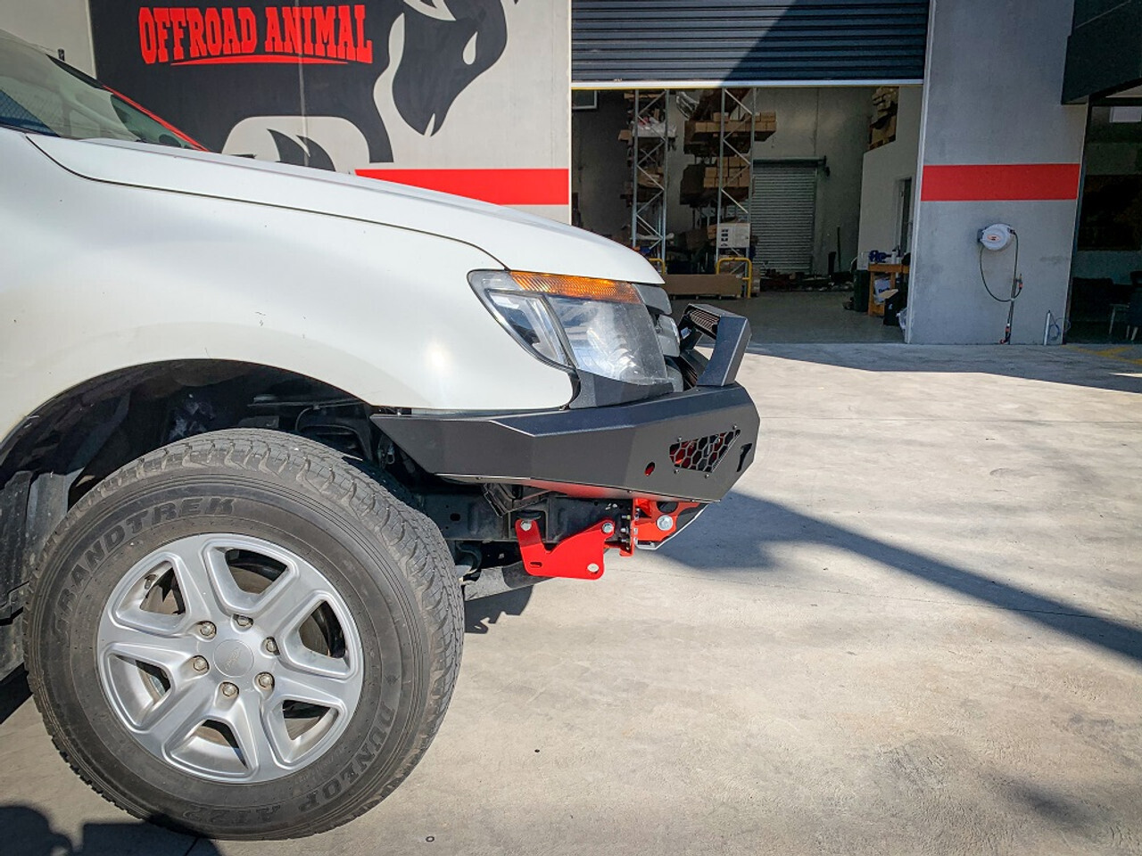 Offroad Animal Predator Bull Bar To Suit Ford Ranger PX1 (2011-2014)