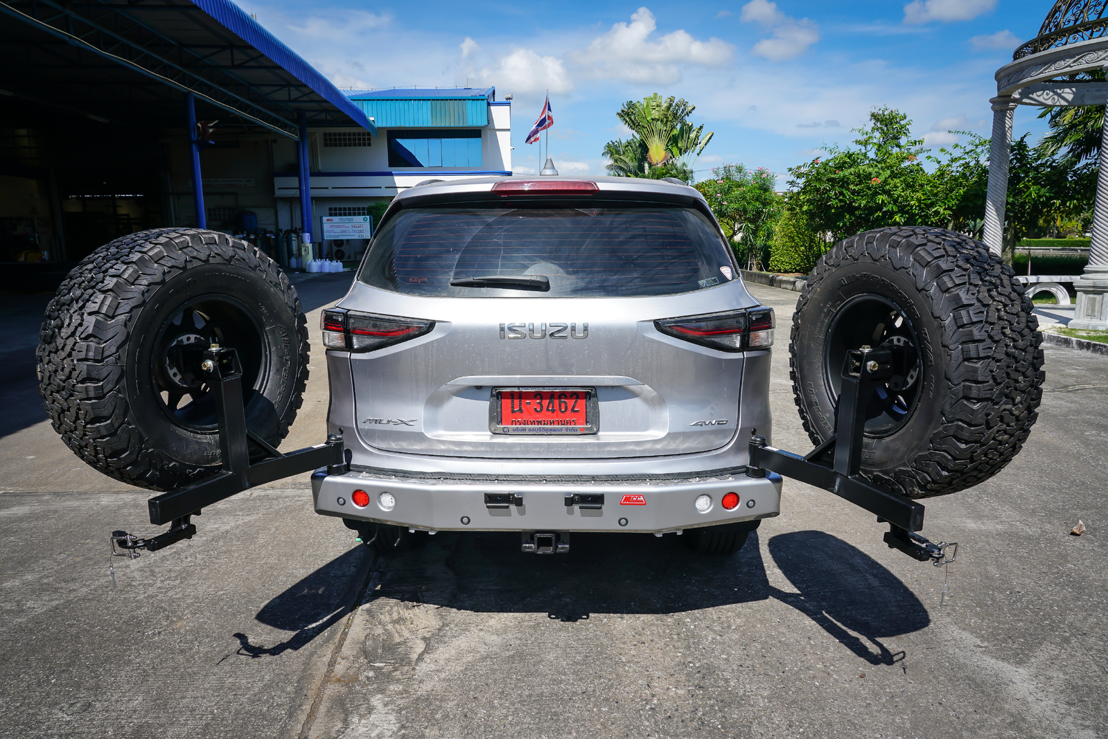 MCC REAR WHEEL CARRIER, SINGLE WHEEL DOUBLE JERRY TO SUIT ISUZU MU-X (2021-ON)