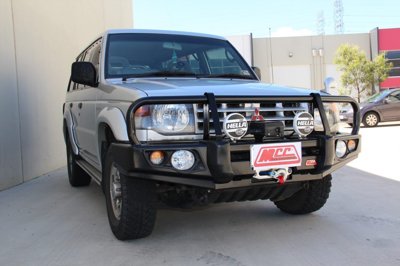 MCC FALCON A-FRAME (NO FOGS) TO SUIT MITSUBISHI PAJERO (NH-NL) 1991-2000