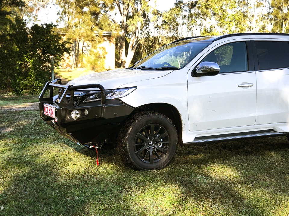 MCC FALCON A-FRAME BULLBAR W/FOGS AND PLATE TO SUIT MITSUBISHI PAJERO SPORT 2020 ON