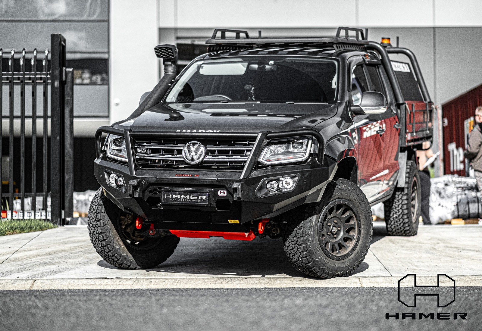 HAMER KING SERIES PLUS BULL BAR TO SUIT VOLKSWAGEN ARMAROK (2010-ON)