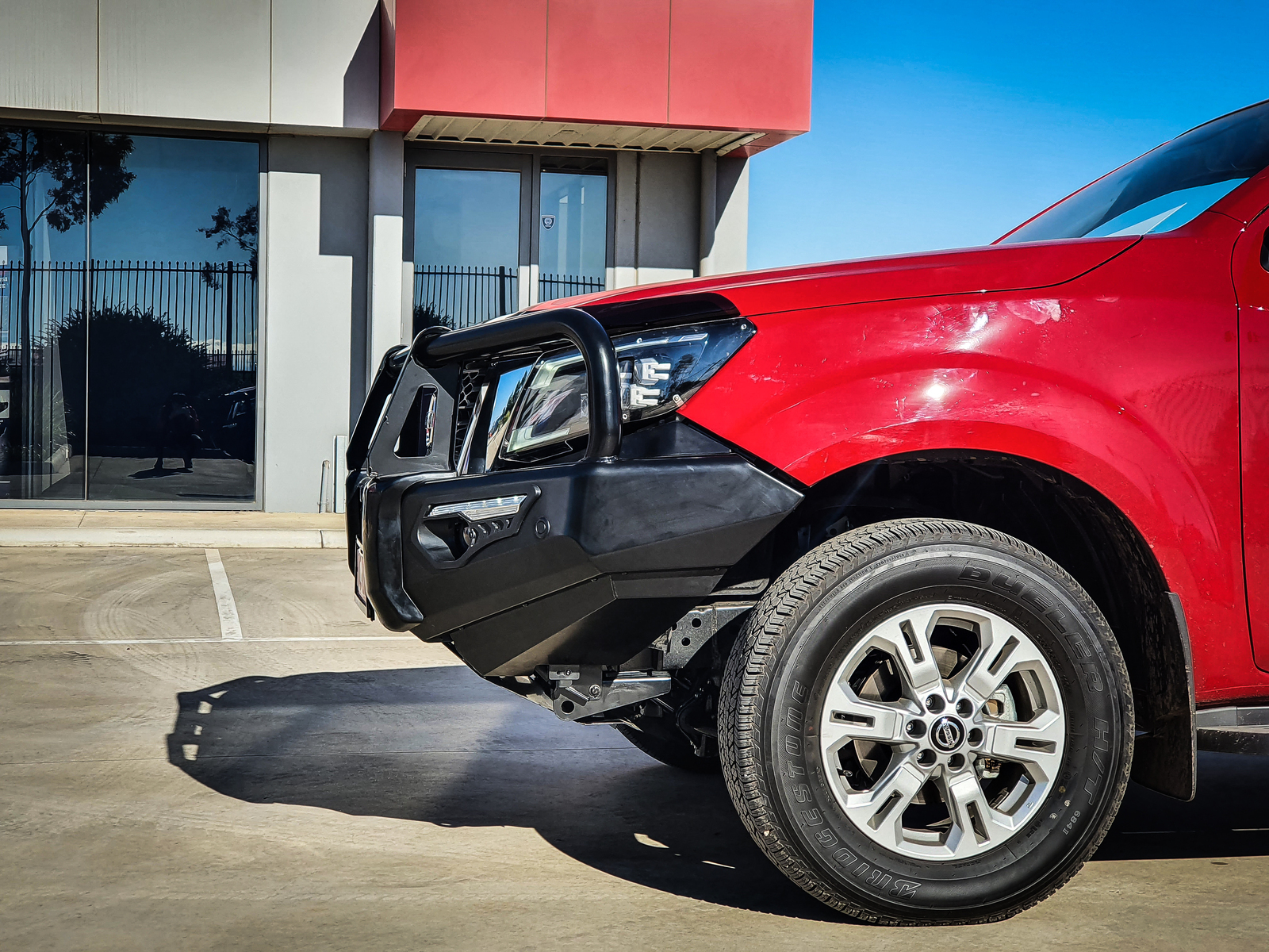 MCC PHOENIX A-FRAME BULLBAR WITH FOG - NAVARA NP300 FACELIFT 2020-PRESENT