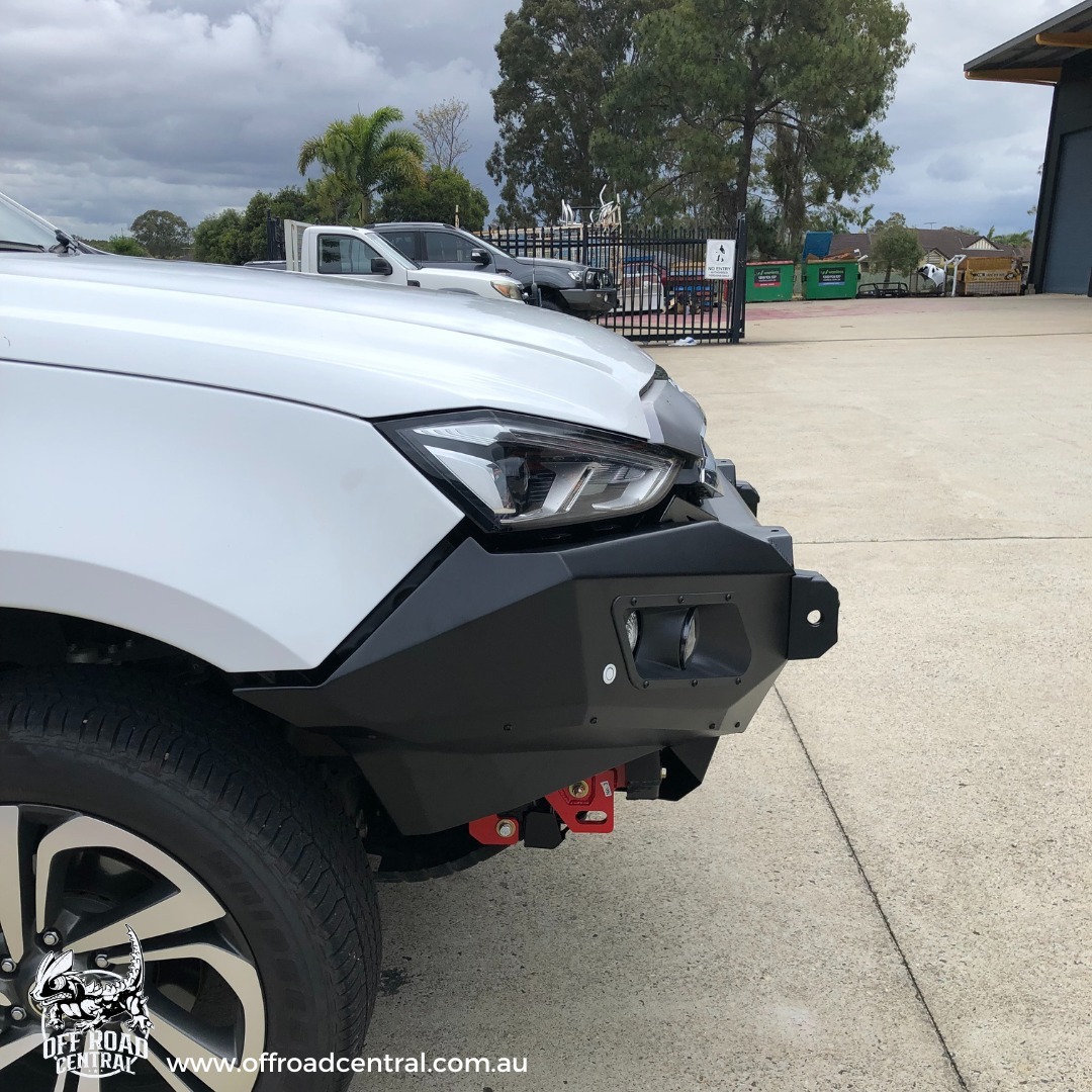 HAMER KING SERIES BULL BAR TO SUIT ISUZU MU-X (2021-ON)