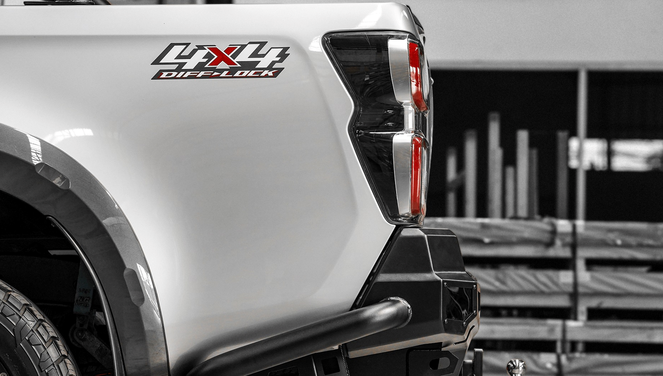 PIAK ELITE REAR TOWBAR W/SIDE PROTECTION TO SUIT ISUZU D-MAX (2020-ON)