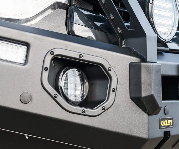 OXLEY BULL BAR (INC. TOW POINTS & FOGS) TO SUIT ISUZU D-MAX (2020-ON)