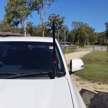 GMF 4X4 UHF ANTENNA BONNET BRACKET (DRIVER SIDE) TO SUIT COLORADO (2012-2020), COLORADO 7 (2012-2012) & TRAILBLAZER (2016-2020)