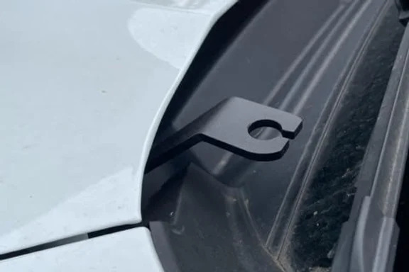 GMF 4X4 UHF ANTENNA BONNET BRACKET (PASSENGER SIDE) TO SUIT LDV T60 (2017-2022)